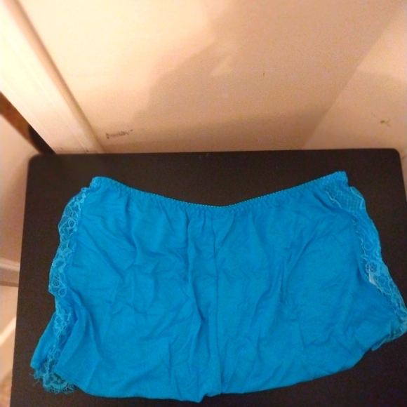 LOTUS BOSS SHINE: NEW with tags gorgeous aqua camisole and shorts set - Picture 2 of 3